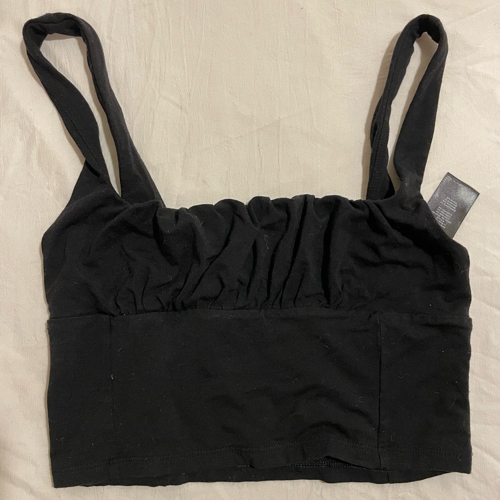 Aritzia Wilfred Black Cropped Tank